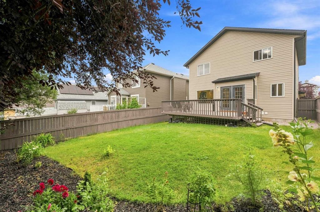 50 Somerglen Park Sw, Calgary, AB - Outdoor With Deck Patio Veranda