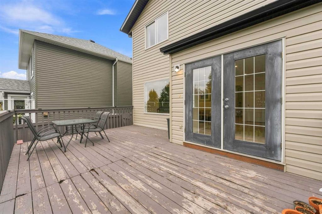50 Somerglen Park Sw, Calgary, AB - Outdoor With Deck Patio Veranda With Exterior