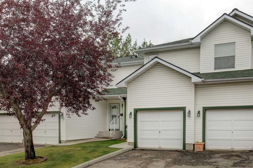 57 Sandpiper Lane Nw, Calgary, AB - Outdoor