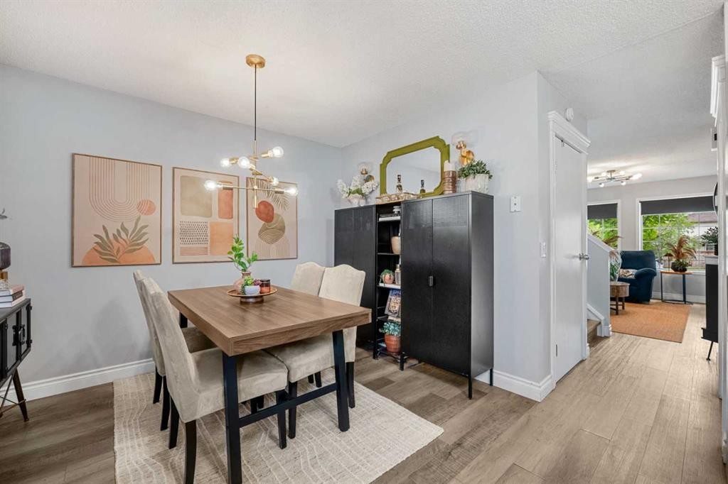 39 Hidden Valley Link Nw, Calgary, AB - Indoor Photo Showing Dining Room