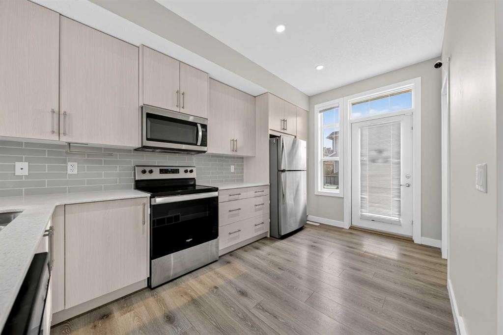 87 Legacy View Se, Calgary, AB - Indoor Photo Showing Kitchen