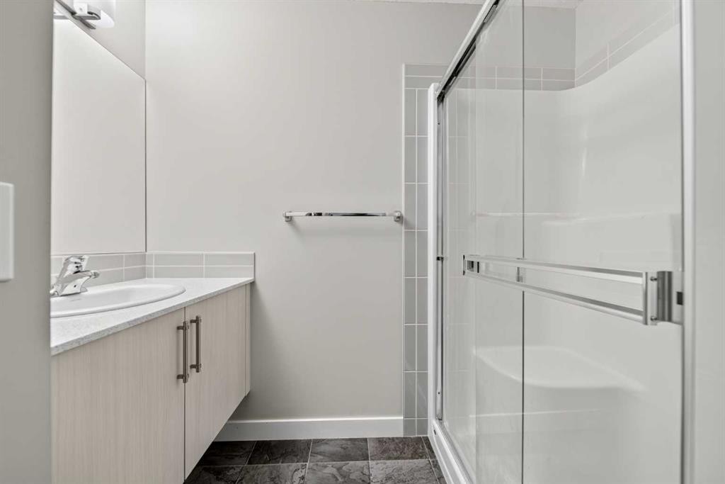 87 Legacy View Se, Calgary, AB - Indoor Photo Showing Bathroom