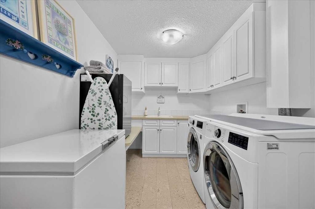 248 Springbank Villas Sw, Calgary, AB