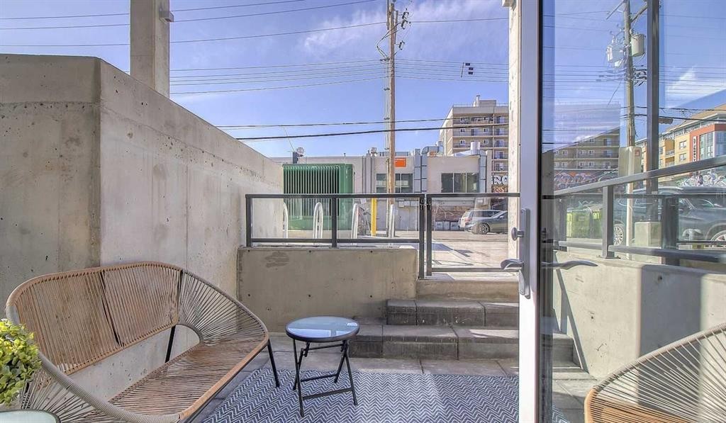 317R-327 9A Street Nw, Calgary, AB - Outdoor With Exterior
