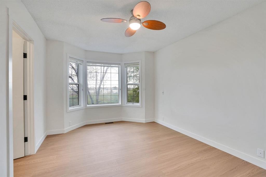 112 Martinglen Close Ne, Calgary, AB - Indoor Photo Showing Other Room