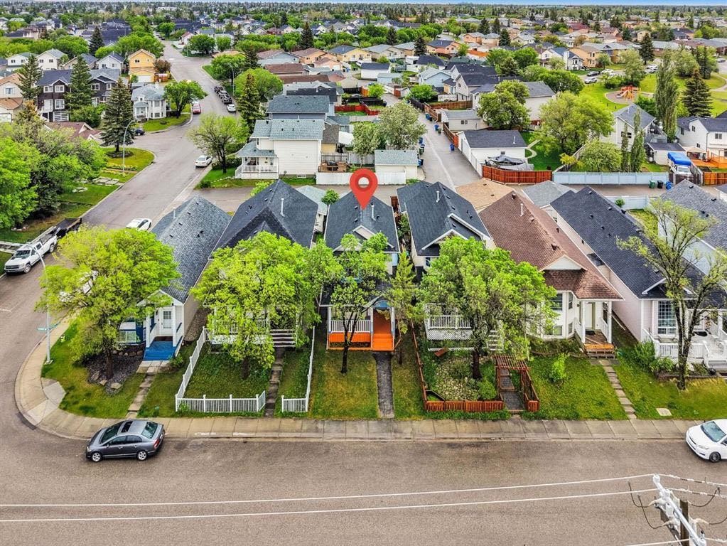112 Martinglen Close Ne, Calgary, AB - Outdoor With View
