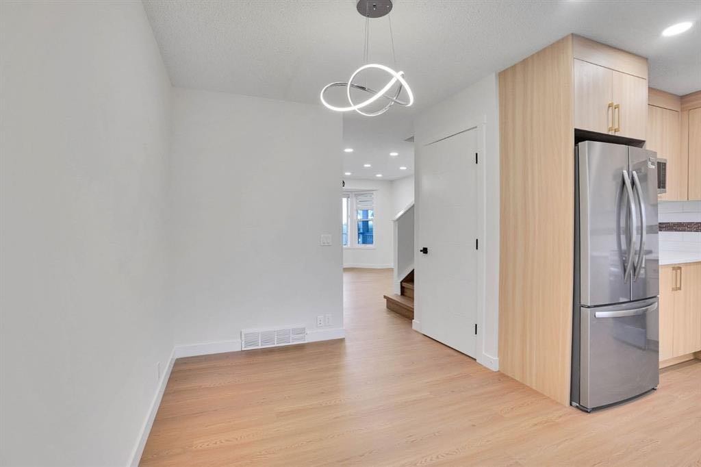 112 Martinglen Close Ne, Calgary, AB - Indoor Photo Showing Other Room
