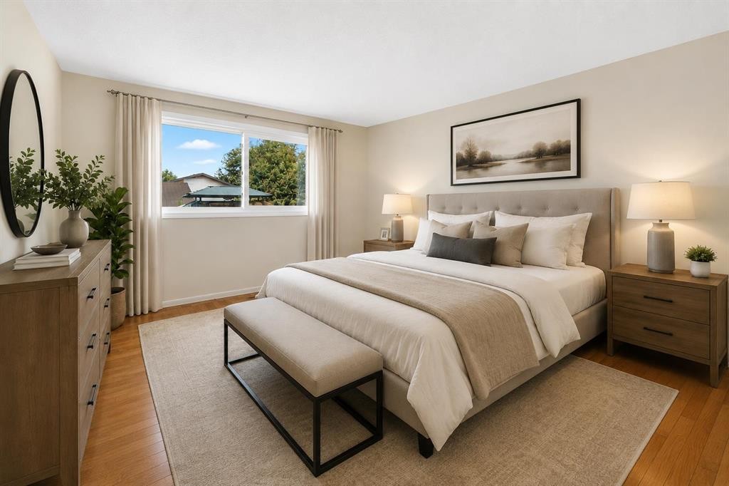 14672 Deer Ridge Drive Se, Calgary, AB - Indoor Photo Showing Bedroom