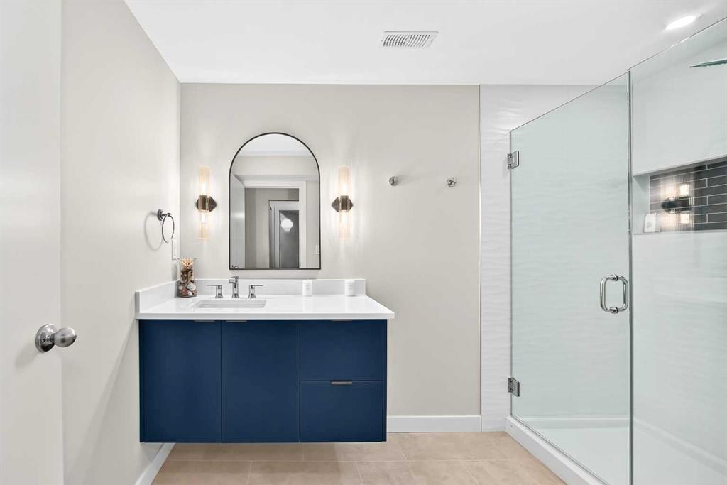 14672 Deer Ridge Drive Se, Calgary, AB - Indoor Photo Showing Bathroom