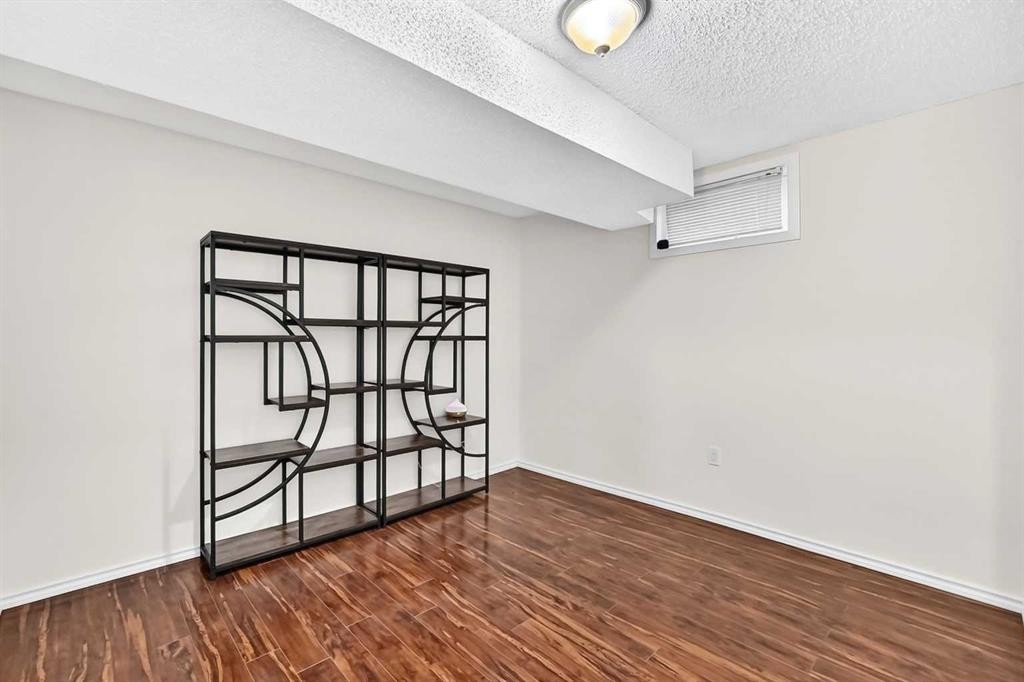 14672 Deer Ridge Drive Se, Calgary, AB - Indoor Photo Showing Other Room