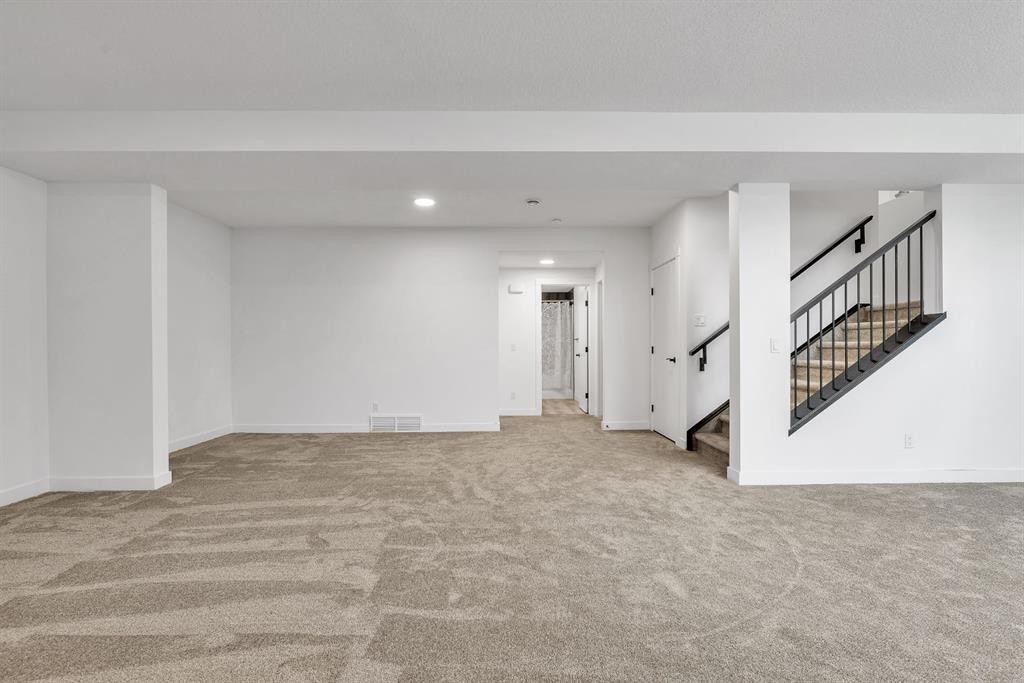 406 Rowley Way Nw, Calgary, AB - Indoor Photo Showing Other Room