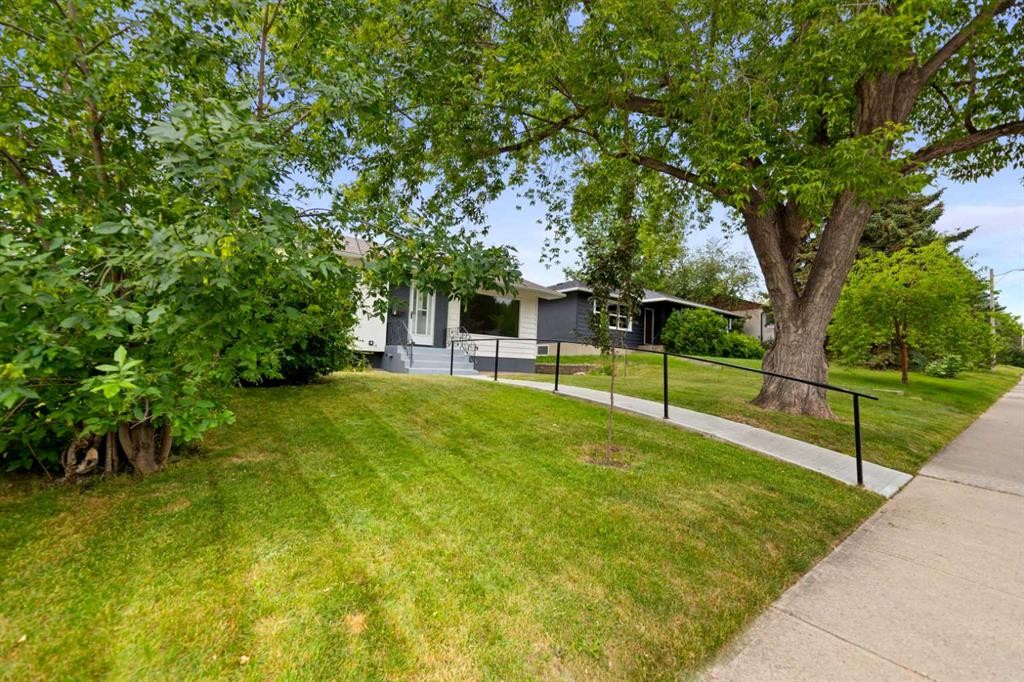 2915 13 Avenue Nw, Calgary, AB - Outdoor
