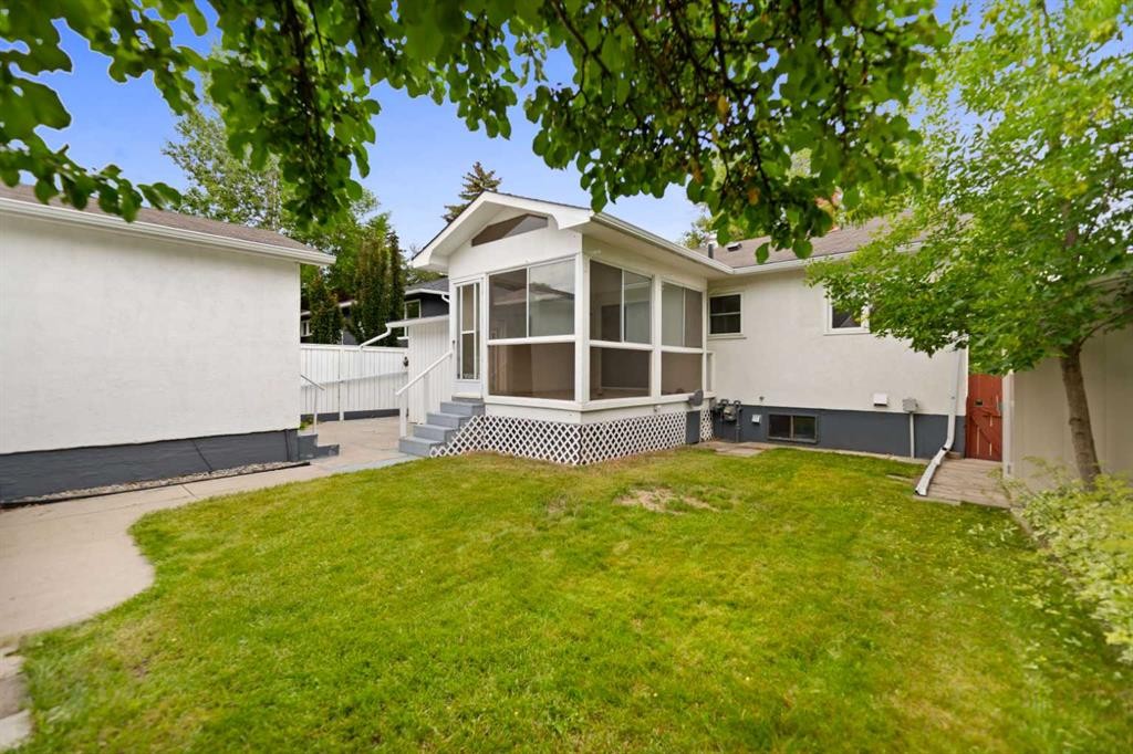 2915 13 Avenue Nw, Calgary, AB - Outdoor