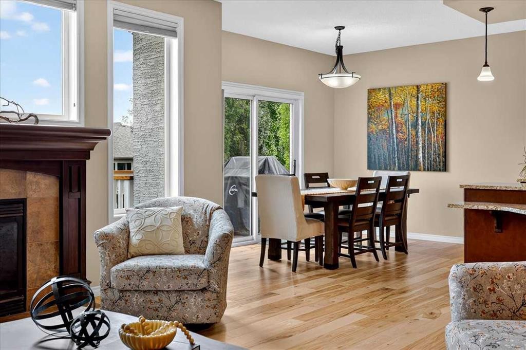 174 Cranridge Terrace Se, Calgary, AB - Indoor With Fireplace