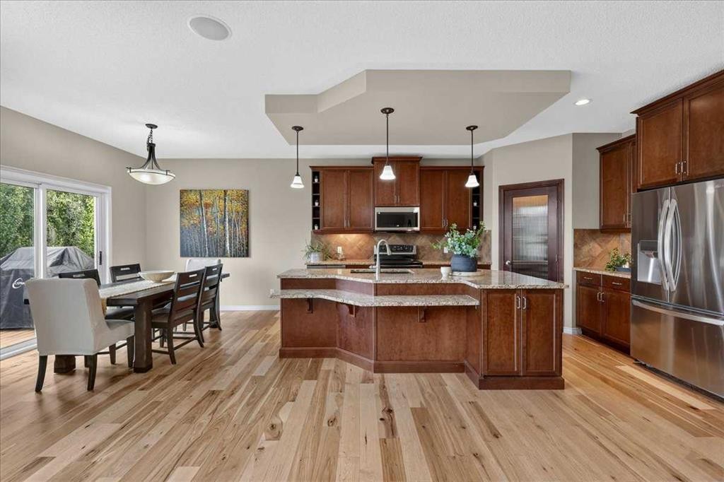 174 Cranridge Terrace Se, Calgary, AB - Indoor Photo Showing Kitchen With Stainless Steel Kitchen