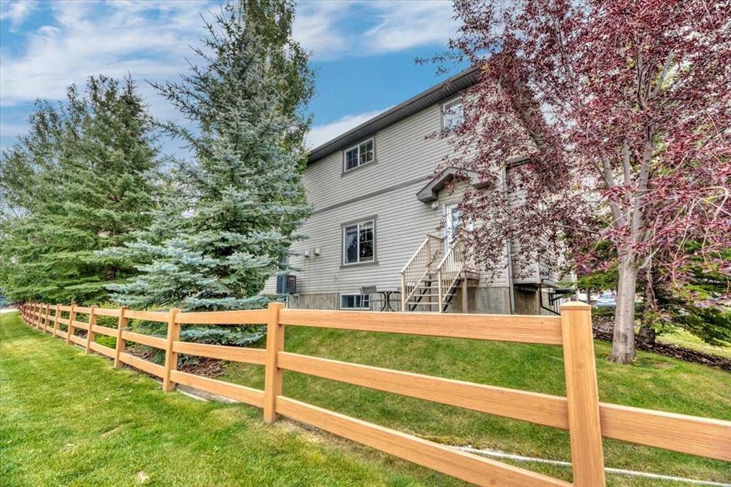 331 Ranch Ridge Meadow, Strathmore, AB - Outdoor