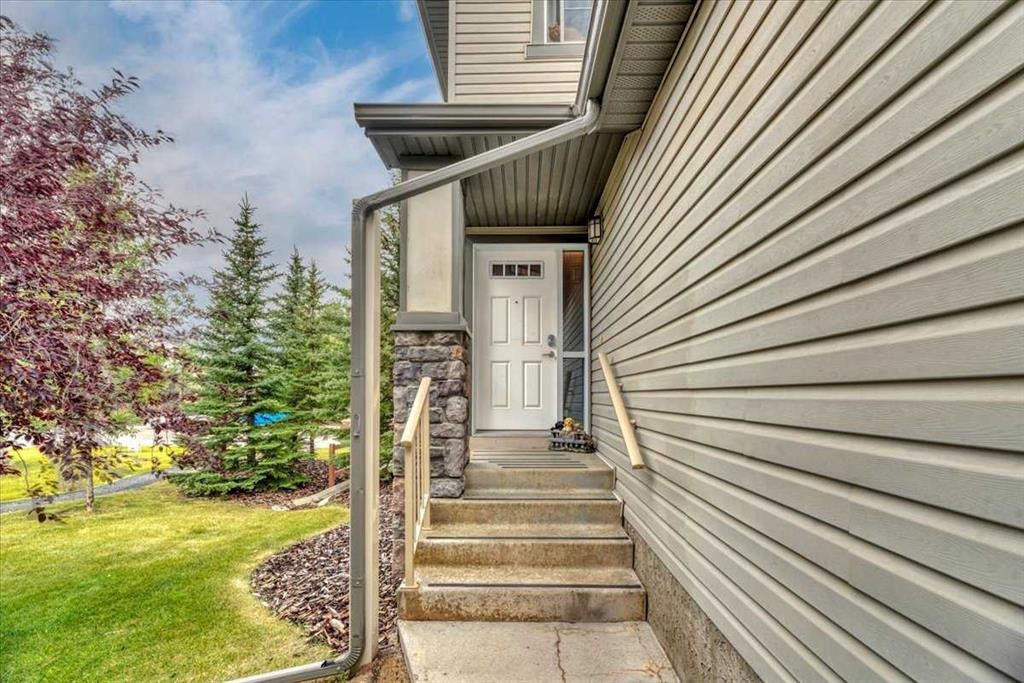 331 Ranch Ridge Meadow, Strathmore, AB - Outdoor