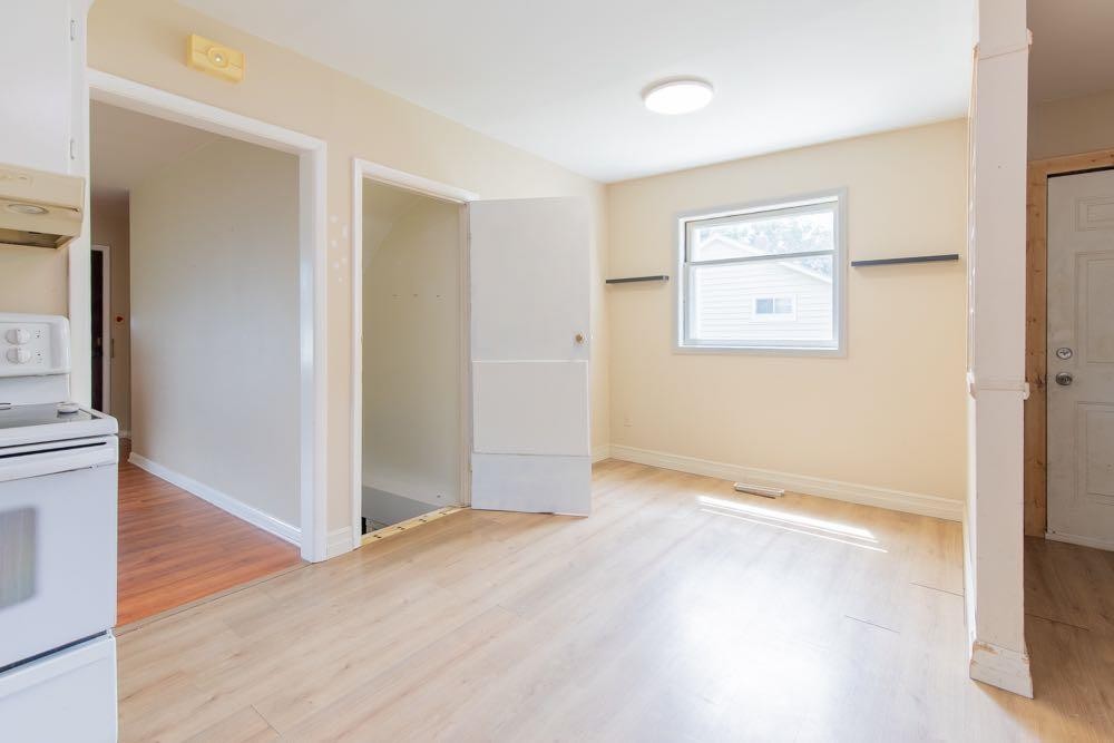 1218 13 Street North, Lethbridge, AB