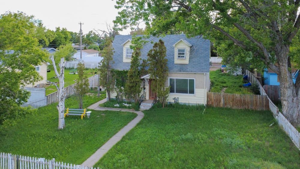 1218 13 Street North, Lethbridge, AB