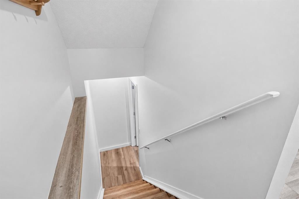 133 Martinvalley Crescent Ne, Calgary, AB - Indoor