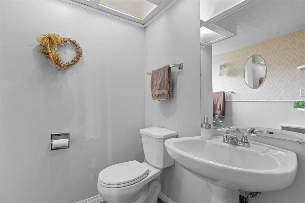 5019 Marshall Road Ne, Calgary, AB