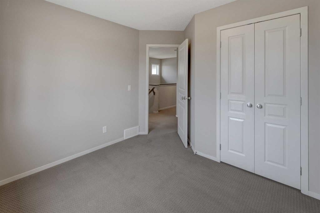 36 Copperstone Court Se, Calgary, AB - Indoor