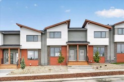 2081 Vantage Way SWAirdrie, AB T4B 5Y5