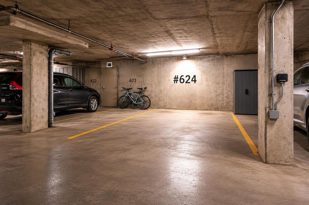 8112-403 Mackenzie Way Se, Airdrie, AB - Indoor Photo Showing Garage
