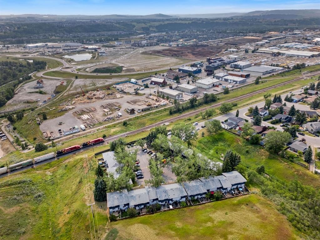 24-800 Bowcroft Place, Cochrane, AB - Outdoor With View