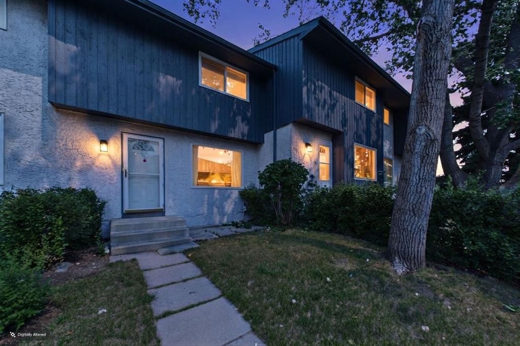 24-800 Bowcroft Place, Cochrane, AB - Outdoor
