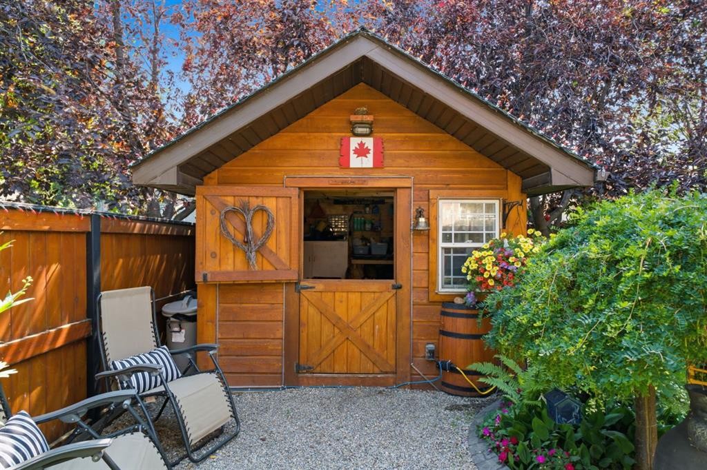 31 Chapala Close Se, Calgary, AB - Outdoor