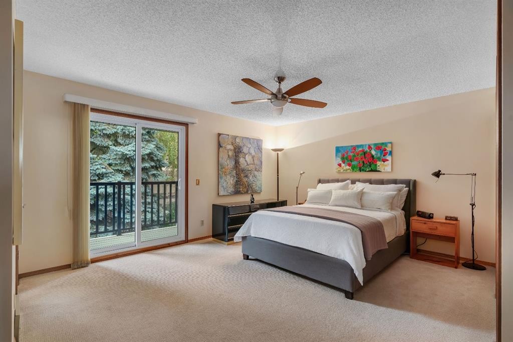 420 Strathcona Drive Sw, Calgary, AB - Indoor Photo Showing Bedroom