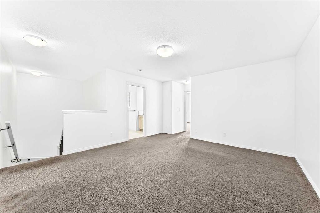 190 Sage Bluff Rise Nw, Calgary, AB - Indoor Photo Showing Other Room
