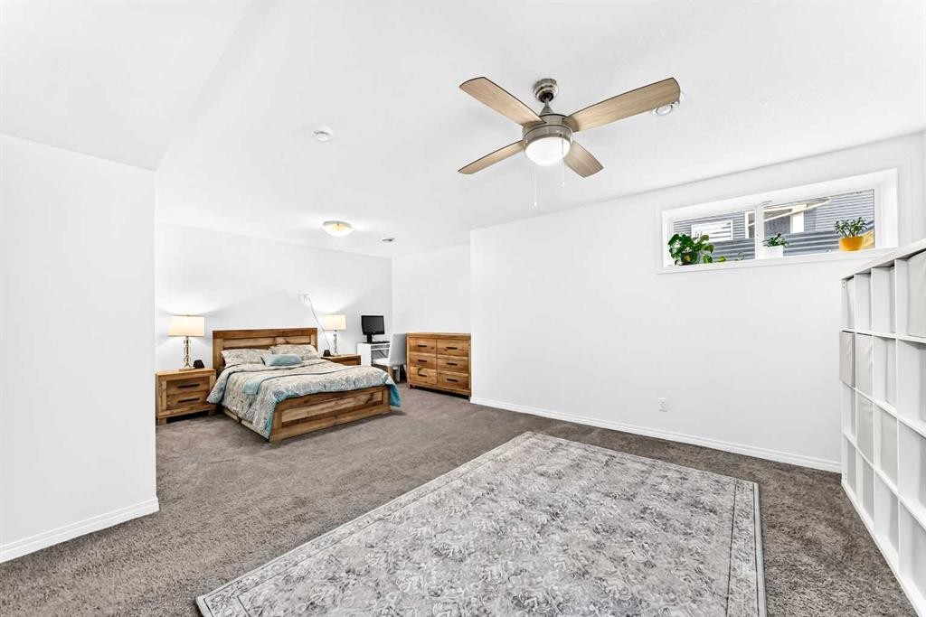 190 Sage Bluff Rise Nw, Calgary, AB - Indoor Photo Showing Bedroom