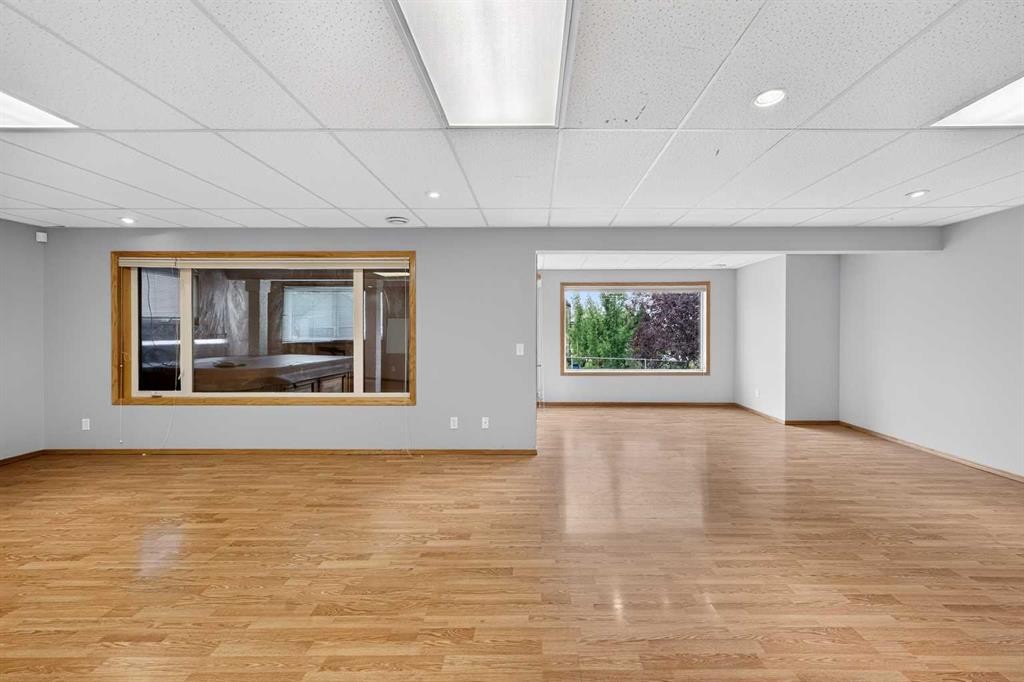 78 Hampstead View Nw, Calgary, AB - Indoor Photo Showing Other Room