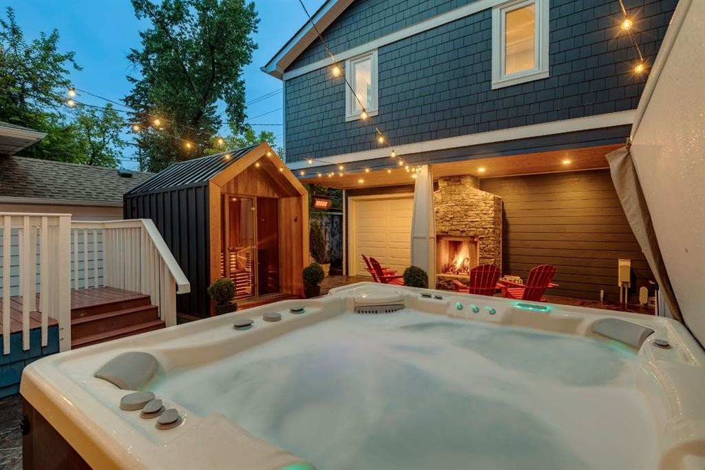 3607 7 Street Sw, Calgary, AB - Outdoor