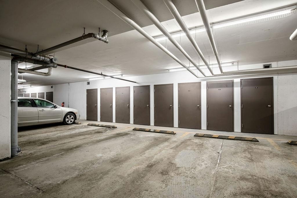 313-25 Aspenmont Heights Sw, Calgary, AB - Outdoor With Exterior