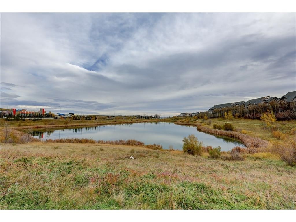 313-25 Aspenmont Heights Sw, Calgary, AB - Outdoor