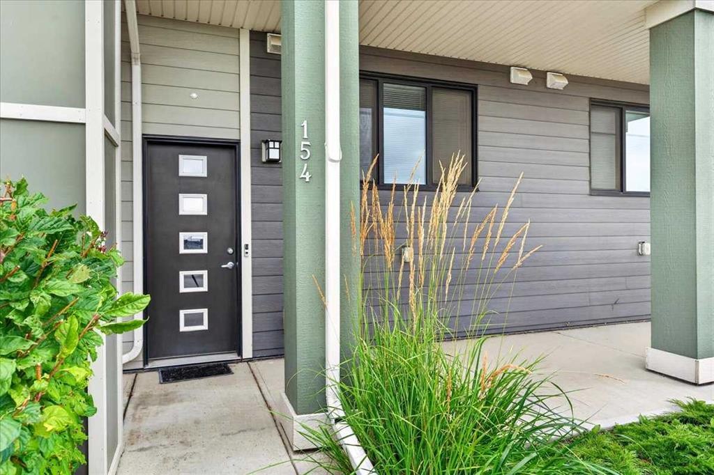 154 Seton Passage Se, Calgary, AB - Outdoor With Exterior
