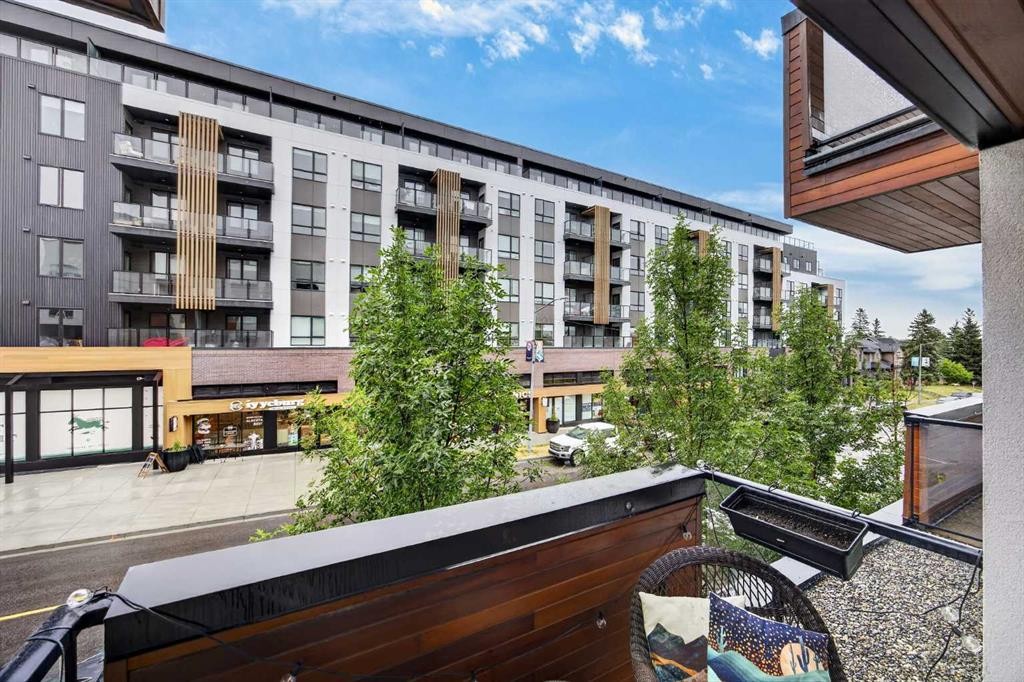 207-3450 19 Street Sw, Calgary, AB - Outdoor With Balcony