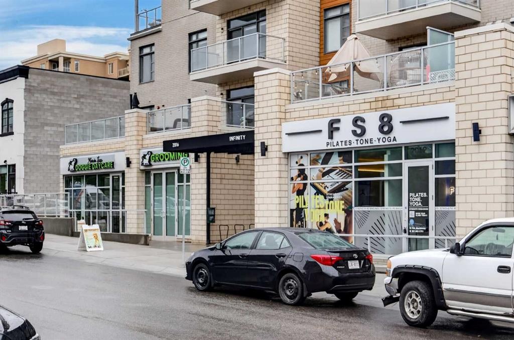 207-3450 19 Street Sw, Calgary, AB - Outdoor With Balcony