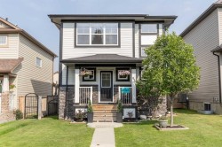 82 Cimarron Grove Close Okotoks, AB T1S 0H5