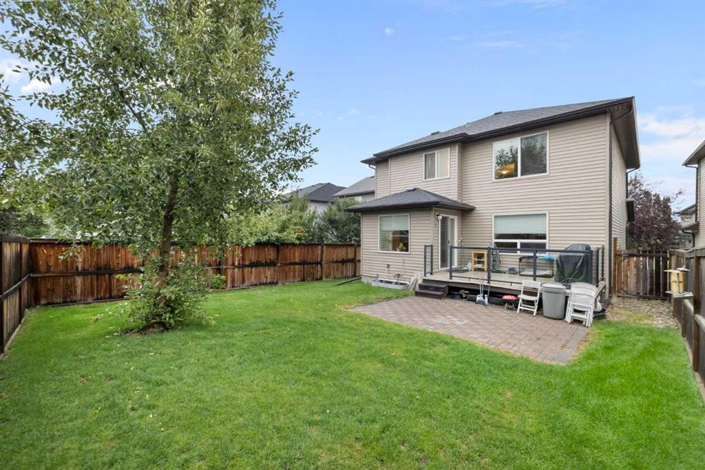 19 Silverado Skies Bay Sw, Calgary, AB - Outdoor With Deck Patio Veranda With Backyard