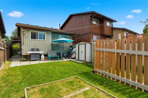 4227 49 Street Ne, Calgary, AB - Outdoor