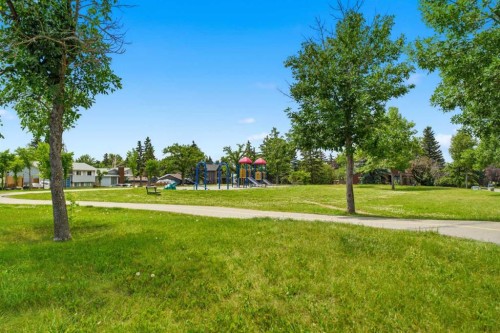 4227 49 Street Ne, Calgary, AB - Outdoor With View
