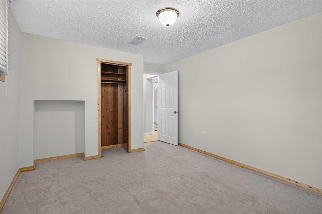 152 Maddock Way Ne, Calgary, AB - Indoor Photo Showing Other Room