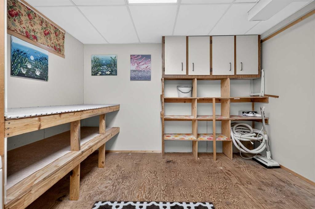 152 Maddock Way Ne, Calgary, AB - Indoor Photo Showing Other Room