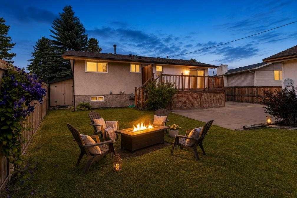 152 Maddock Way Ne, Calgary, AB - Outdoor With Deck Patio Veranda