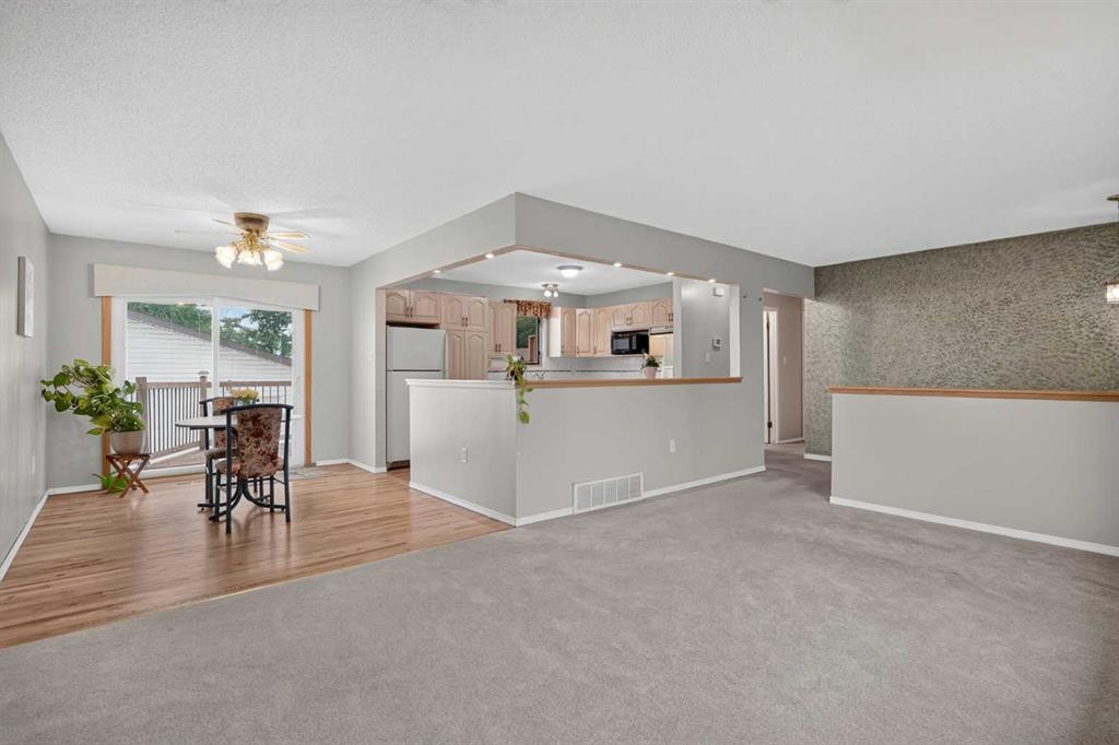 152 Maddock Way Ne, Calgary, AB - Indoor