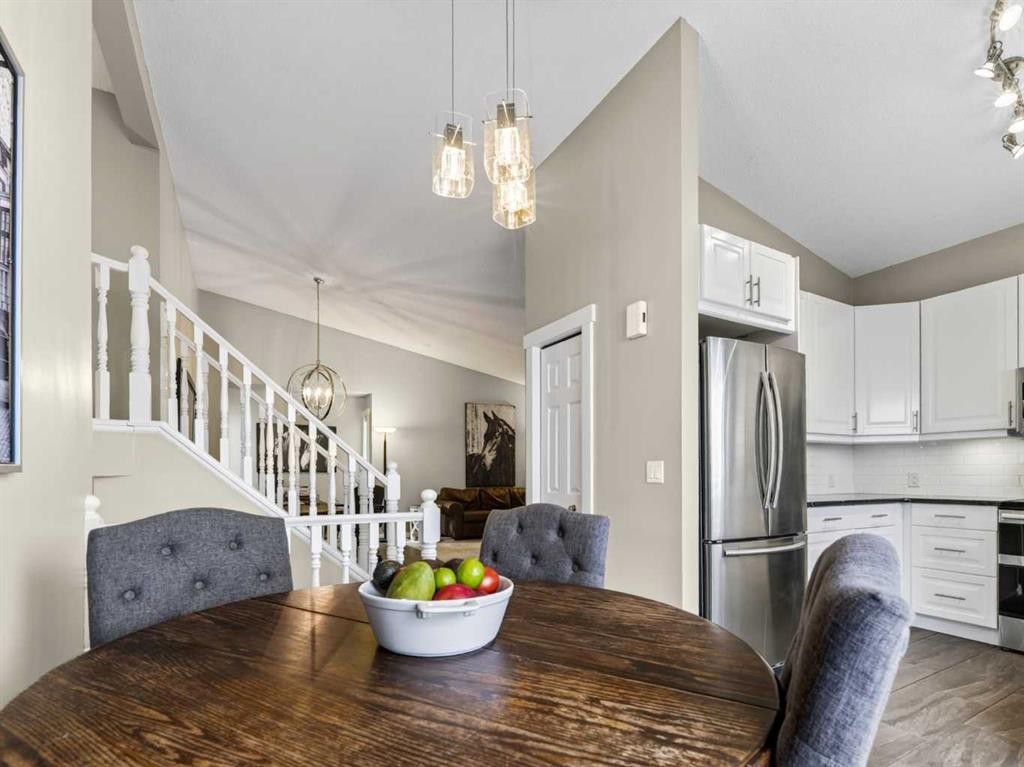 13704 Deer Run Boulevard Se, Calgary, AB - Indoor